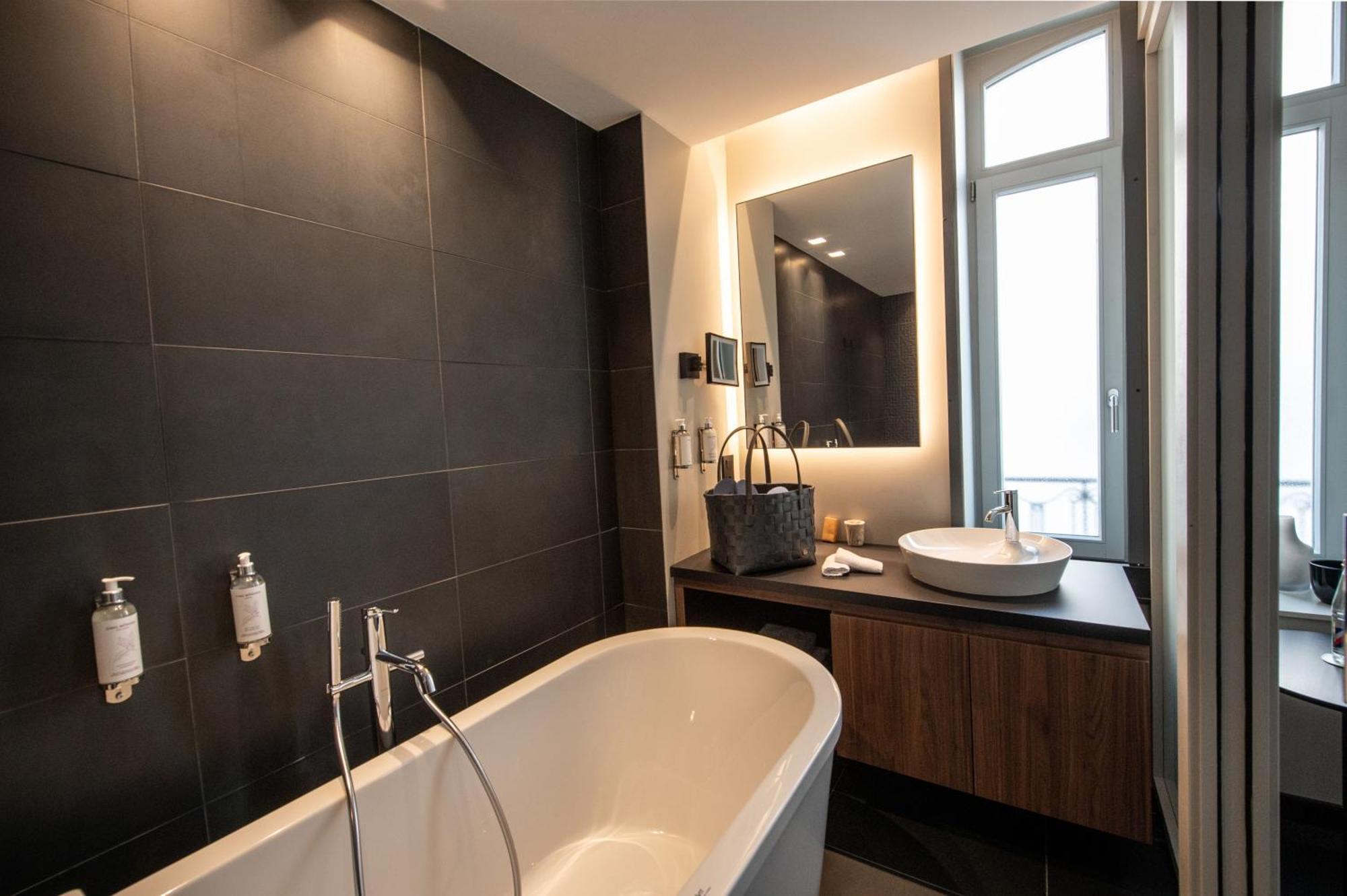 Best Western Premier Le Chapitre Hotel And Spa Remiremont Dış mekan fotoğraf