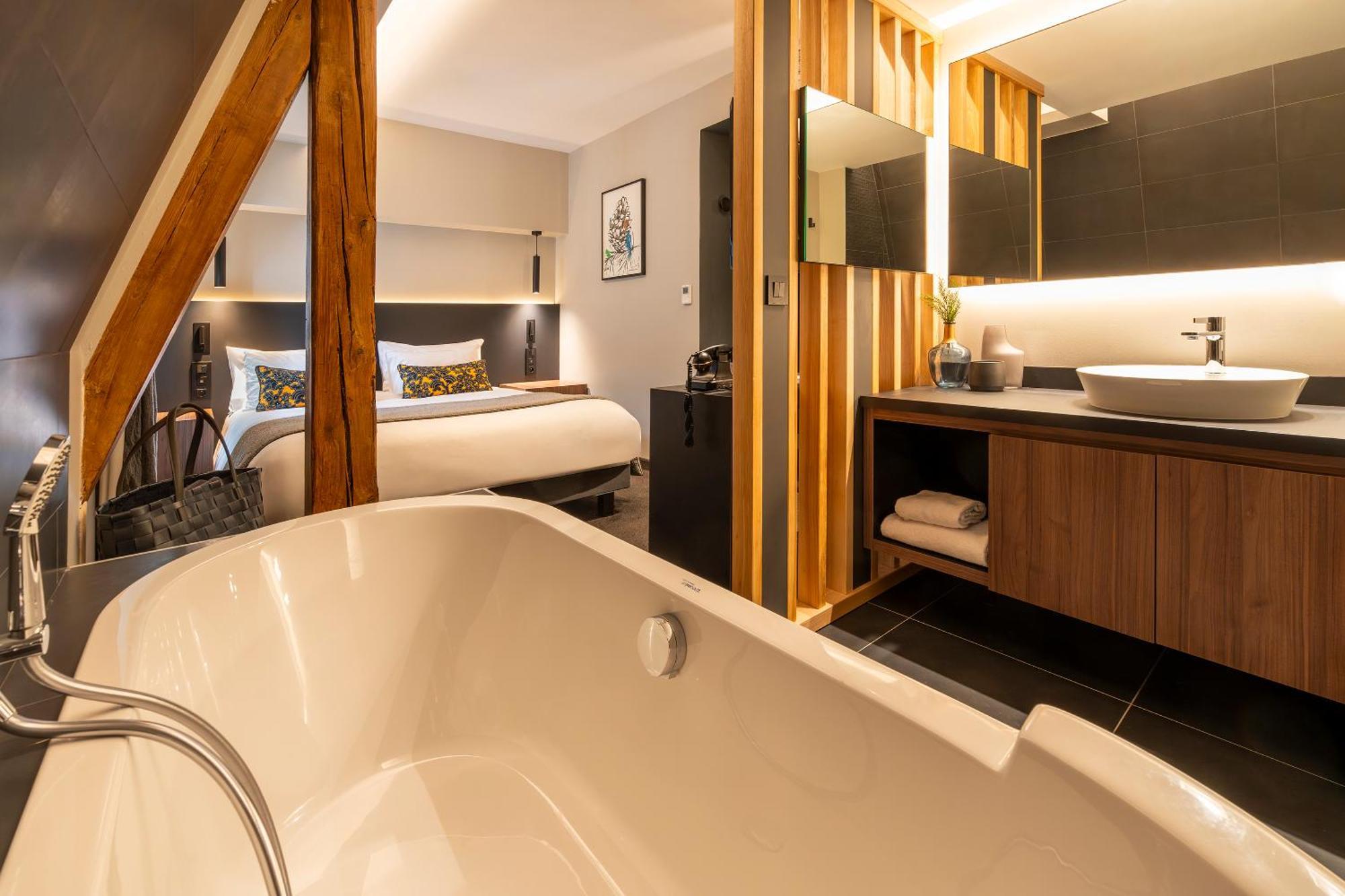 Best Western Premier Le Chapitre Hotel And Spa Remiremont Dış mekan fotoğraf